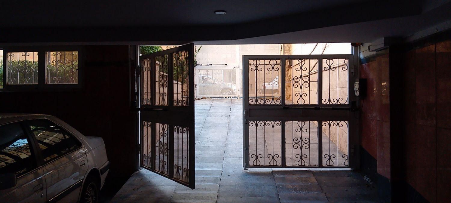 تعمیرونصب درب اتوماتیک برقی پارکینگ شبانه روزی.|خدمات پیشه و مهارت|تهران, گیشا|دیوار