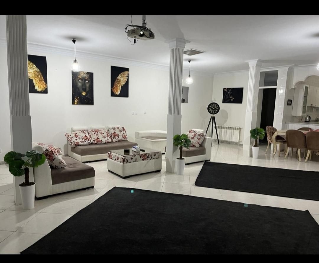 اجاره سوئیت منزل با پارکینگ پاسخگویی ۲۴ساعته|اجارهٔ کوتاه‌مدت آپارتمان و سوئیت|همدان, |دیوار