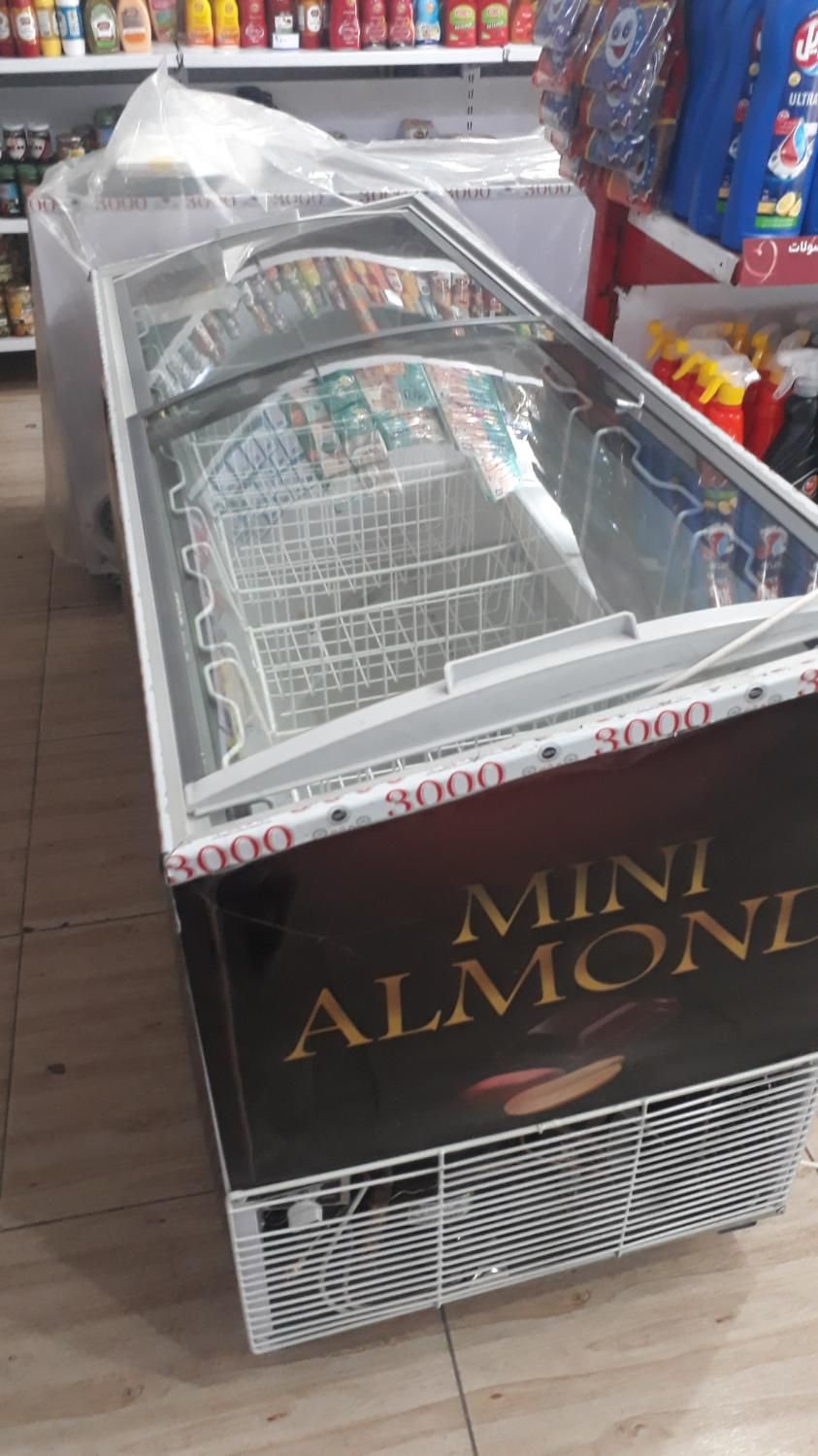 فیریزر صندوقی ۵۰۰ لیتری|فروشگاه و مغازه|کرج, اصفهانیها|دیوار