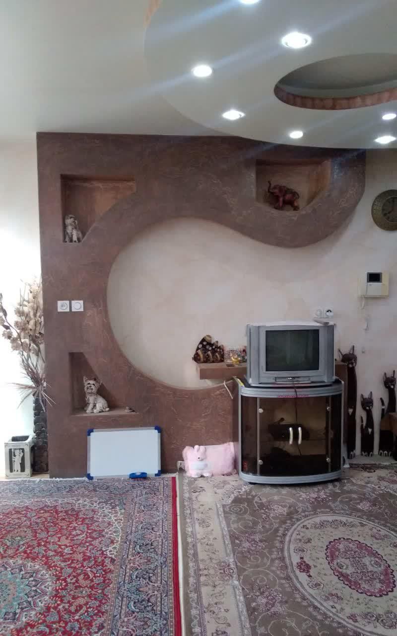 اجاره منزل دربست|اجارهٔ خانه و ویلا|اصفهان, شاهد|دیوار