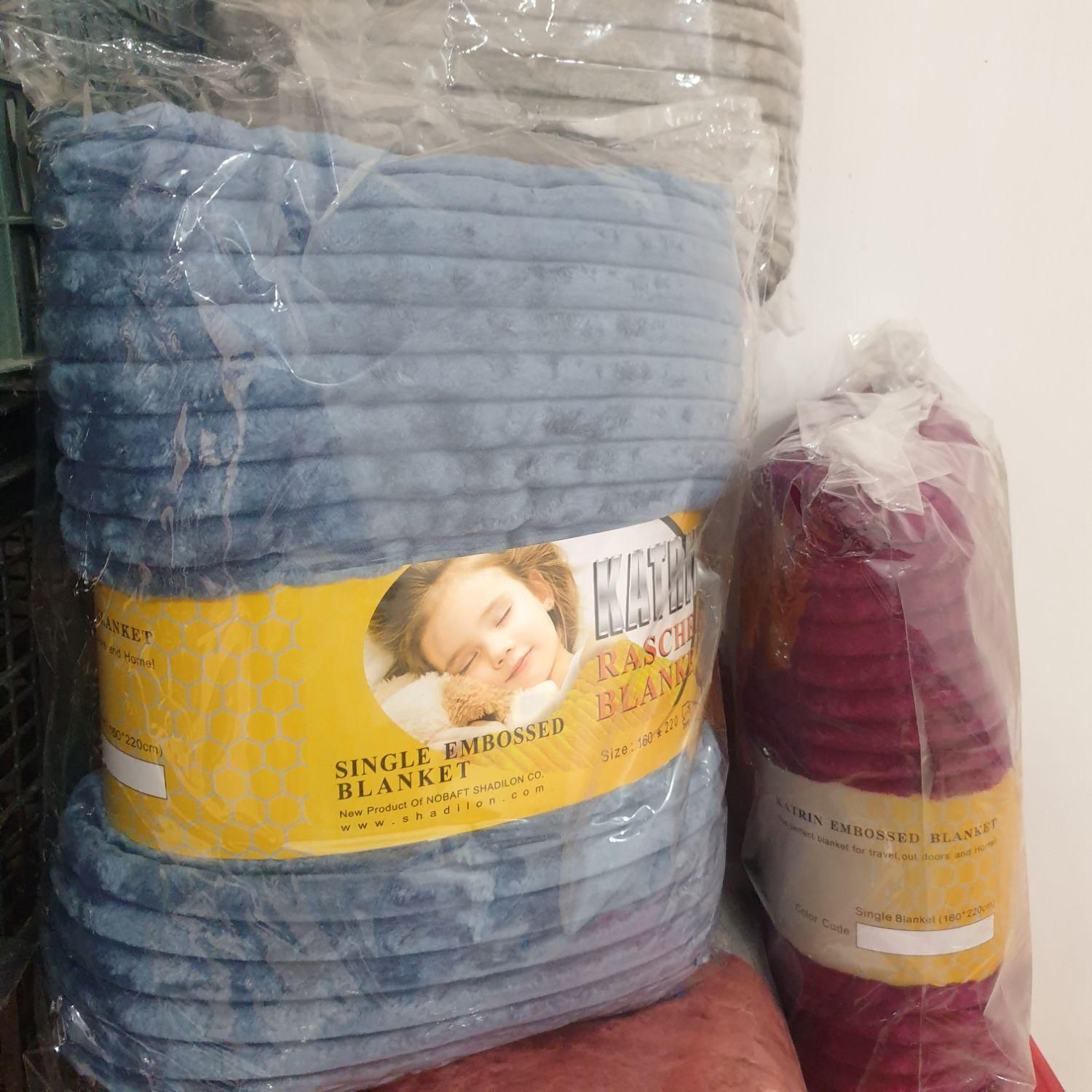 پتو های ژله ای و ساده|رختخواب، بالش، پتو|ارومیه, |دیوار