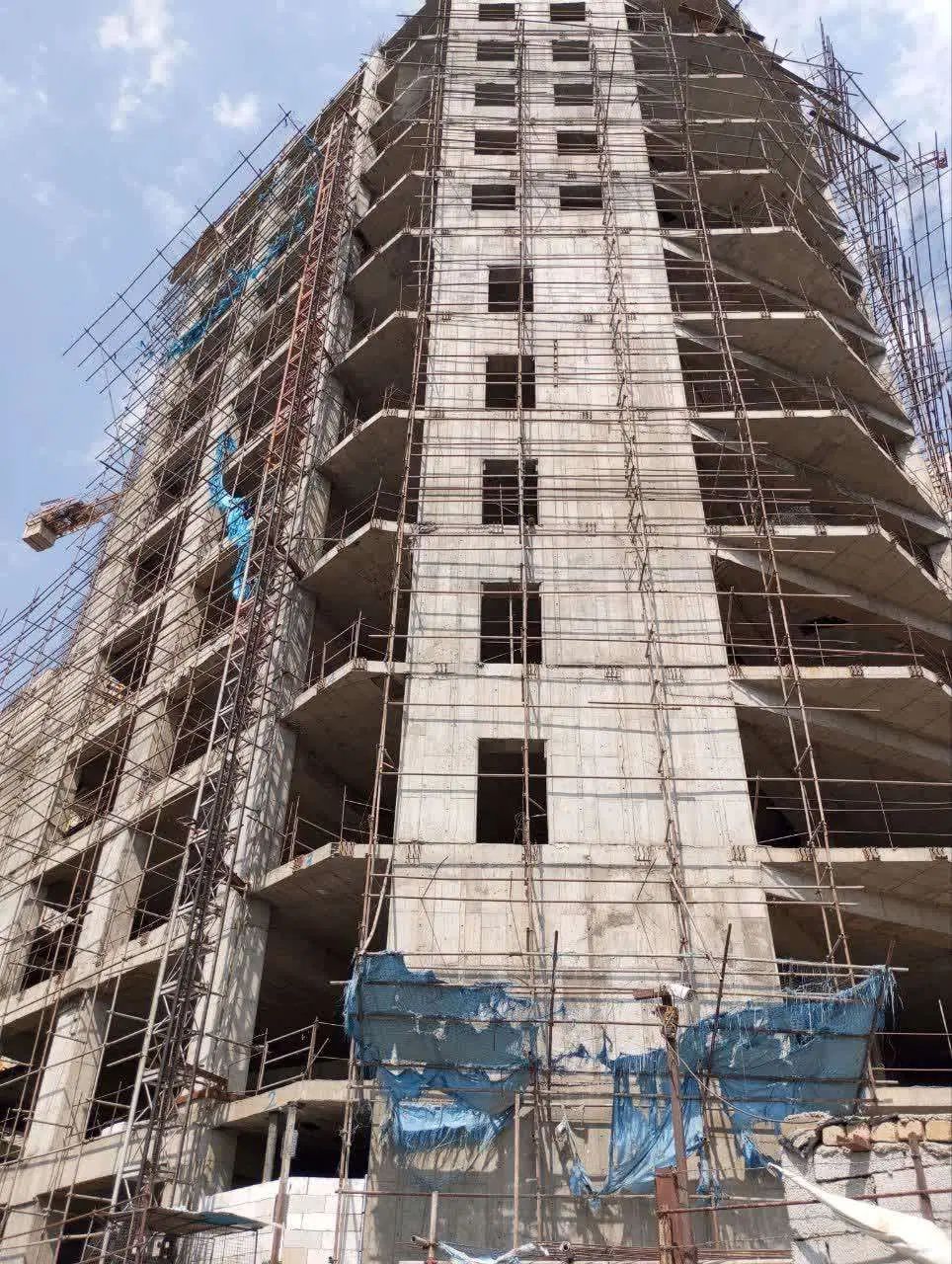 فروش سهم تجاری شهر طلا دریاچه خلیج فارس|پیش‌فروش املاک|تهران, شهرآرا|دیوار