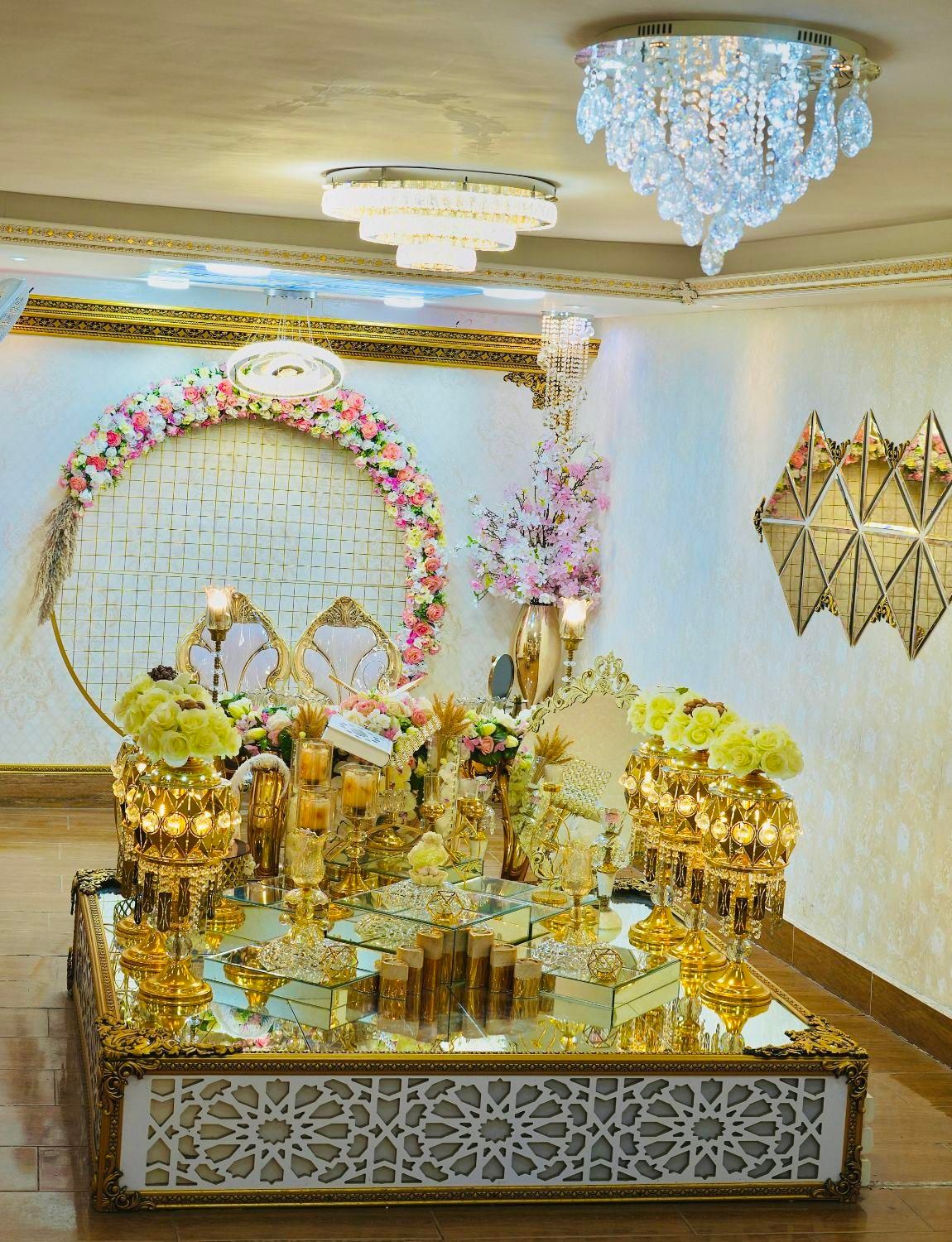 سالن عقد و ازدواج|خدمات پذیرایی، مراسم|رشت, یخسازی|دیوار