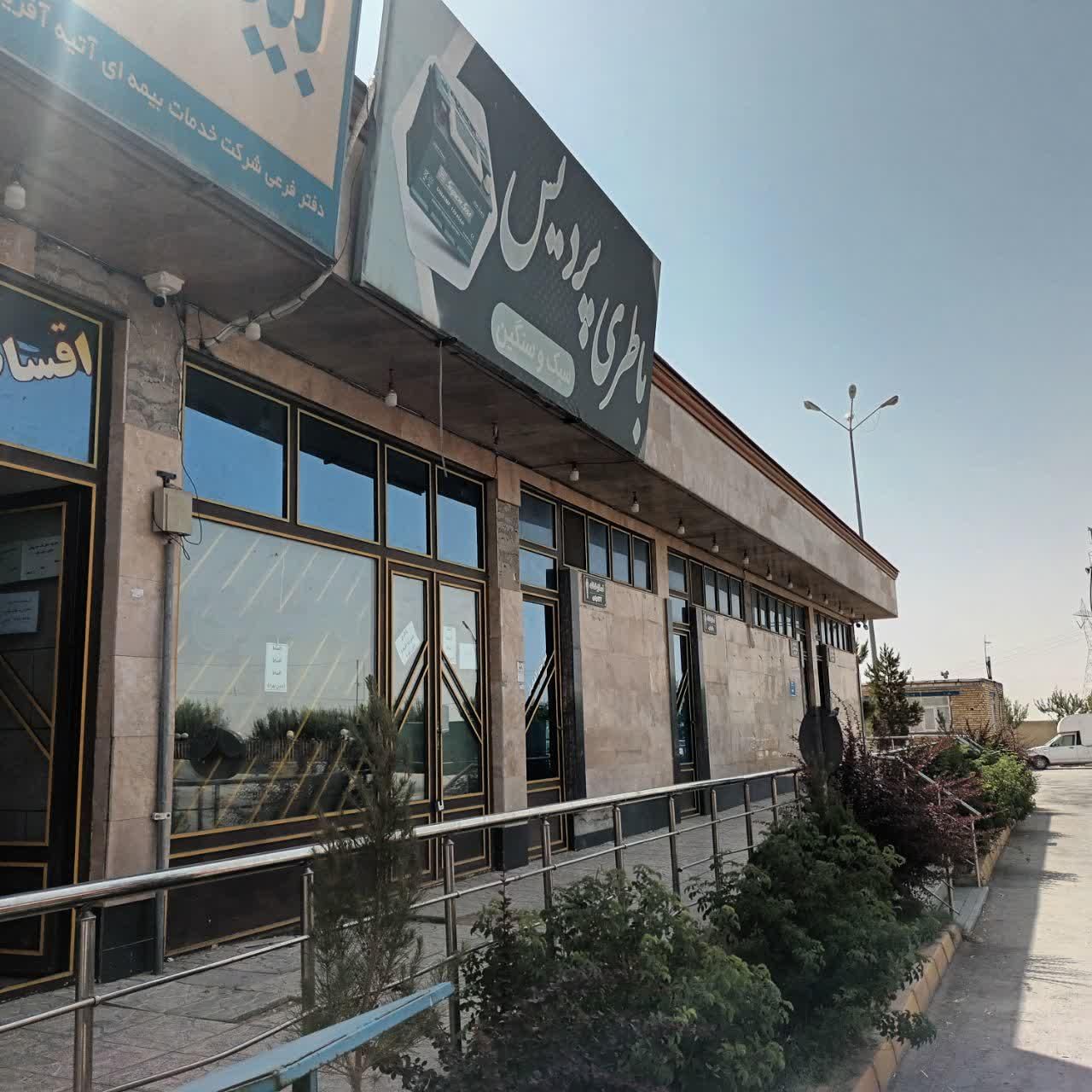 اجاره مغازه جهت کافی شاپ و آبمیوه فروشی|اجارهٔ مغازه و غرفه|کبودرآهنگ, |دیوار