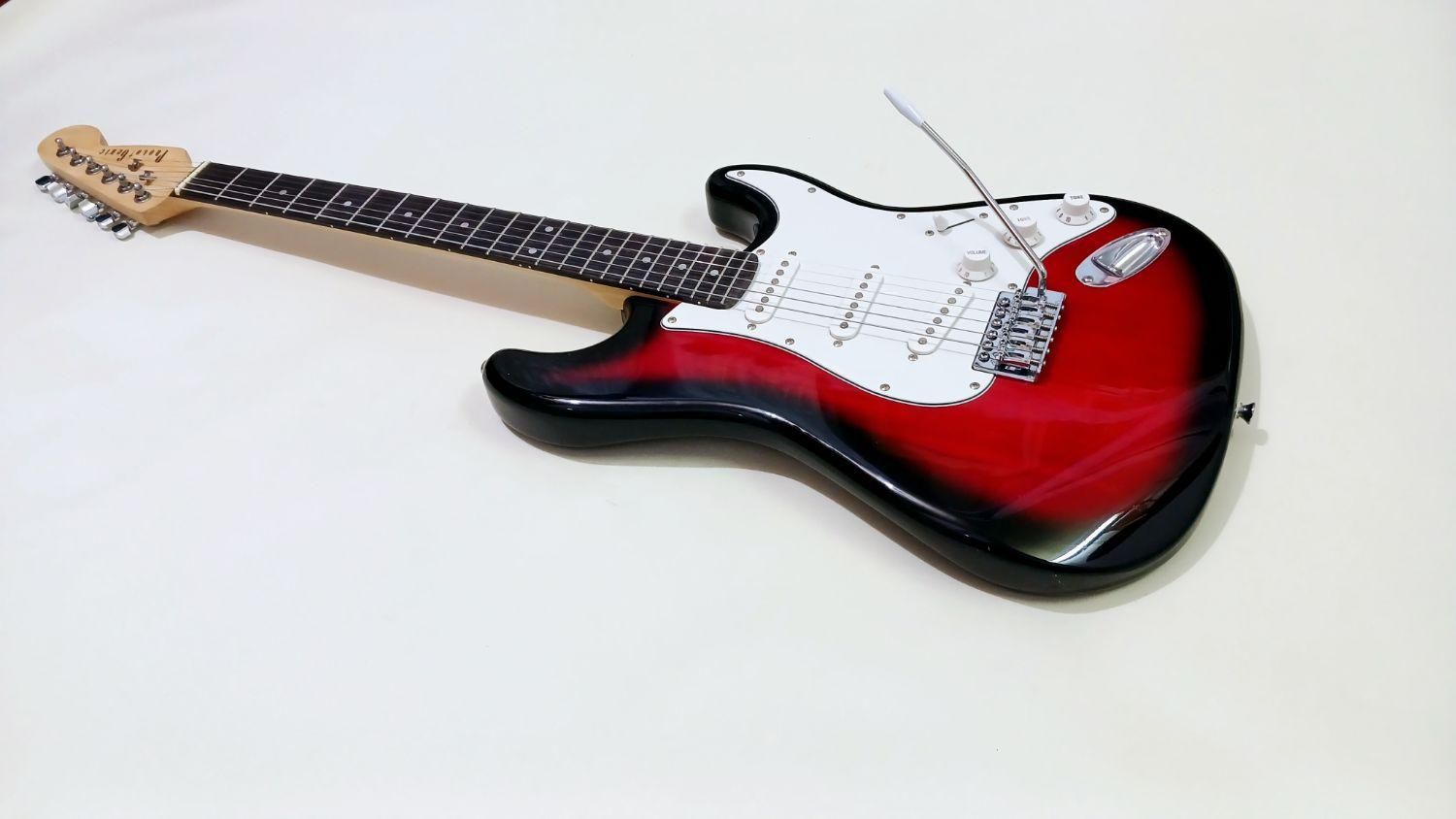 گیتار الکتریک Photo Genic Stratocaster|گیتار، بیس، امپلیفایر|تهران, آبشار|دیوار