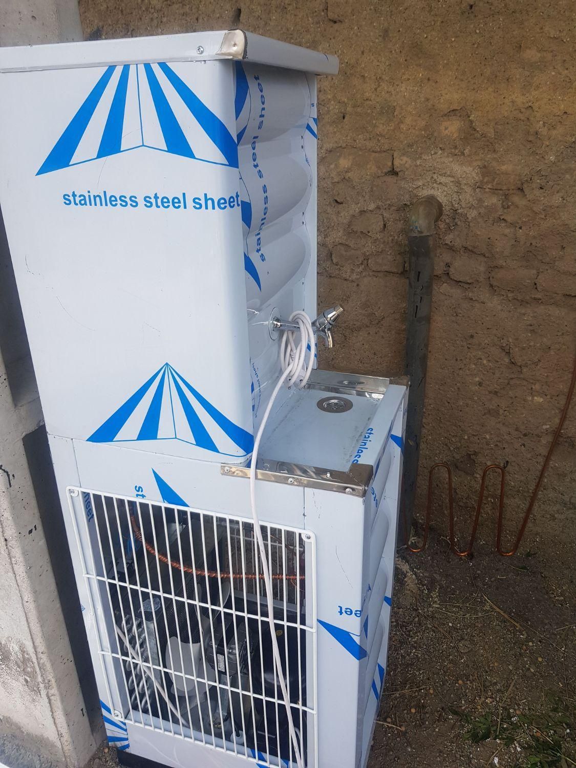 آبسردکن موتور امبراکو / استیل نگیر 4* مخزن|آب‌سردکن و تصفیه آب|کرمان, |دیوار