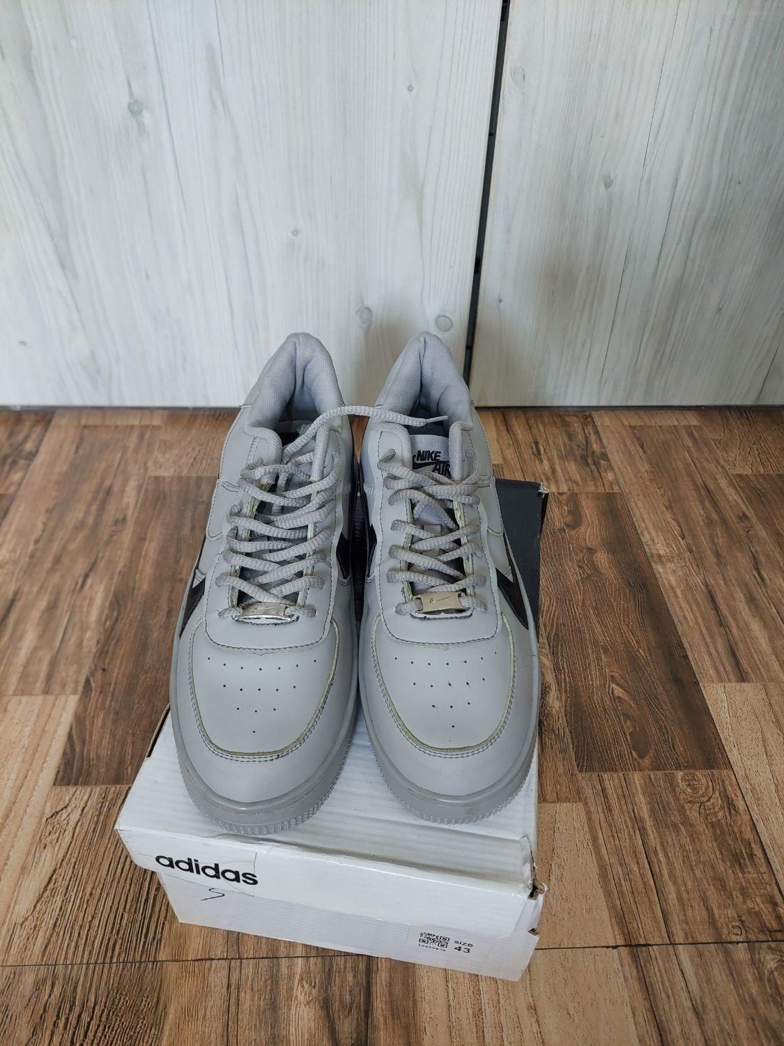 کفش کتونی نایک نایکی ایرفورس ونس ادیداس|کیف، کفش، کمربند|ملارد, |دیوار