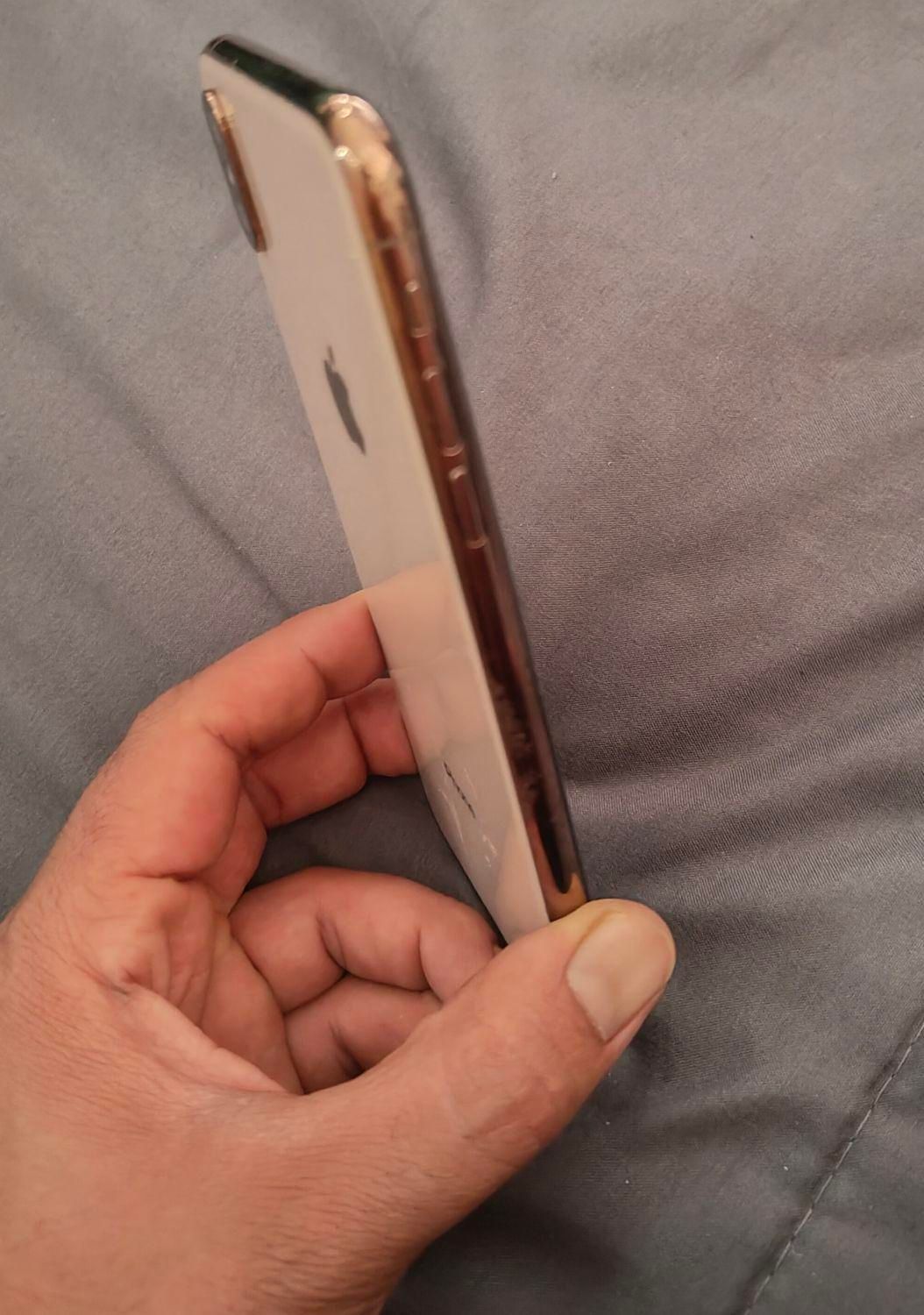 گوشی اپل xs max تک سیم طلایی 64 گیگ|موبایل|شیراز, معالیآباد|دیوار