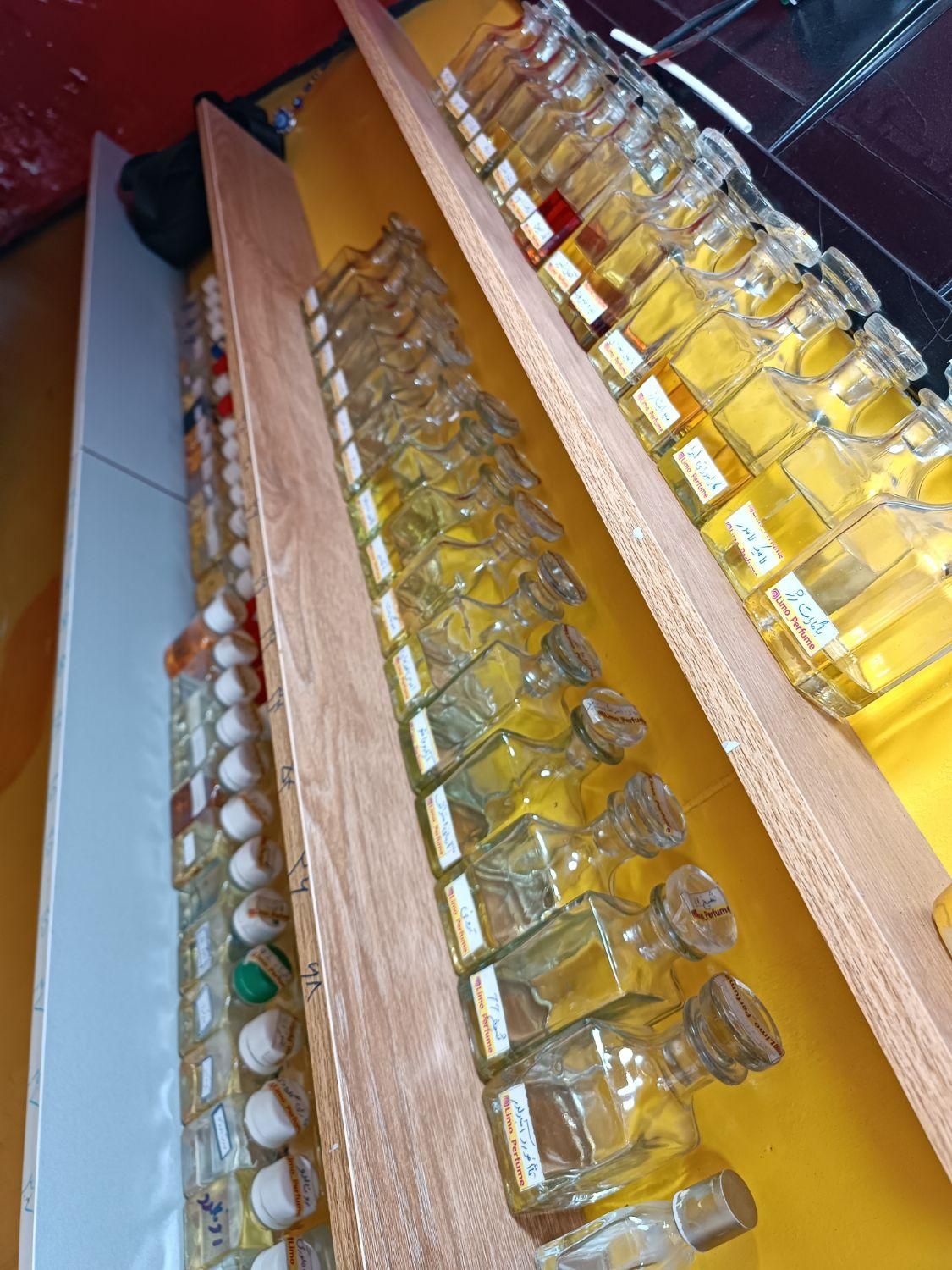 عطرواسانس و ادکلن با ضمانت مرجوعی|آرایشی، بهداشتی، درمانی|تهران, گلچین|دیوار