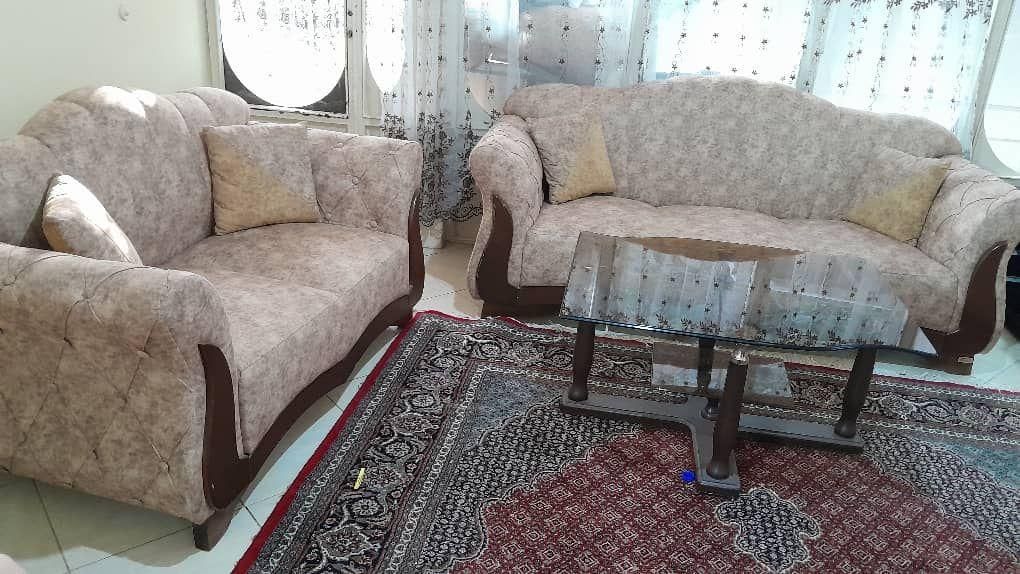 مبل راحتی پنج نفره بسیار تمیز|مبلمان خانگی و میز عسلی|تهران, دولاب|دیوار
