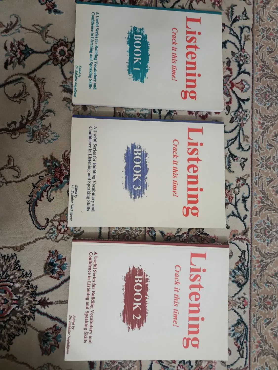 کتاب زبان انگلیسی|کتاب و مجله آموزشی|اصفهان, مصلی|دیوار