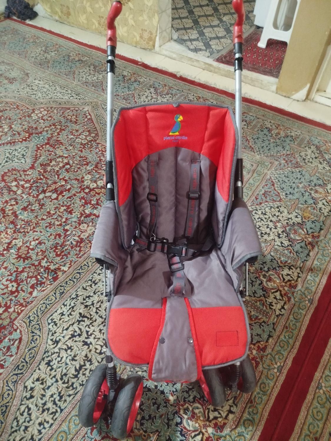 کالسکه عصایی پیرگاردین با قیمت مناسب|کالسکه و لوازم جانبی|همدان, |دیوار
