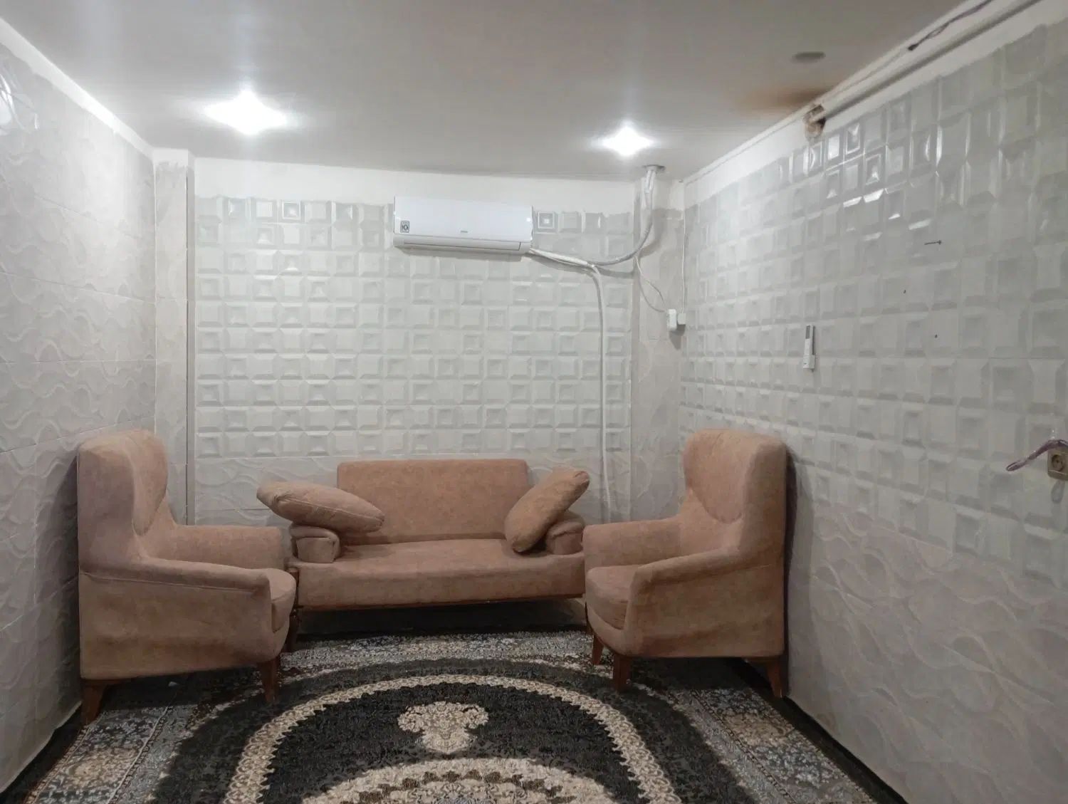 اجاره روزانه/هفتگی/ماهانه آپارتمان ۷۰ متری|اجارهٔ کوتاه‌مدت آپارتمان و سوئیت|زاهدان, |دیوار