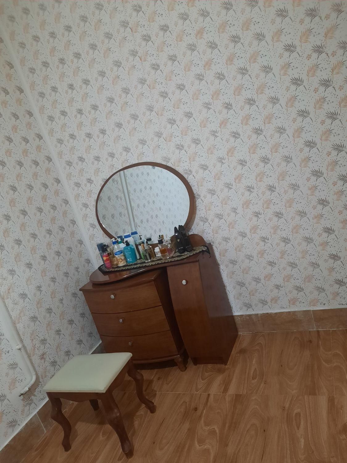 تخت خواب دونفره همراه تشک|تخت و سرویس خواب|کرمانشاه, |دیوار