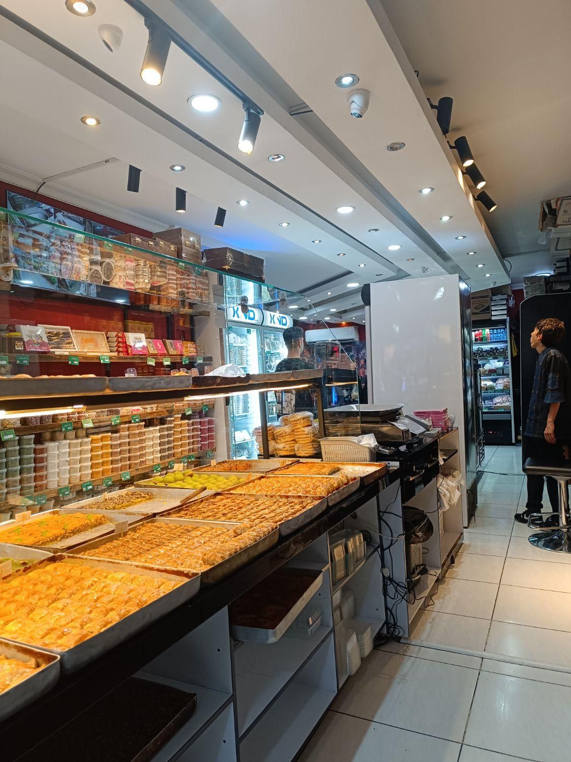 سالن کار و ظرفشور|استخدام خدمات فروشگاه و رستوران|اصفهان, جلفا|دیوار