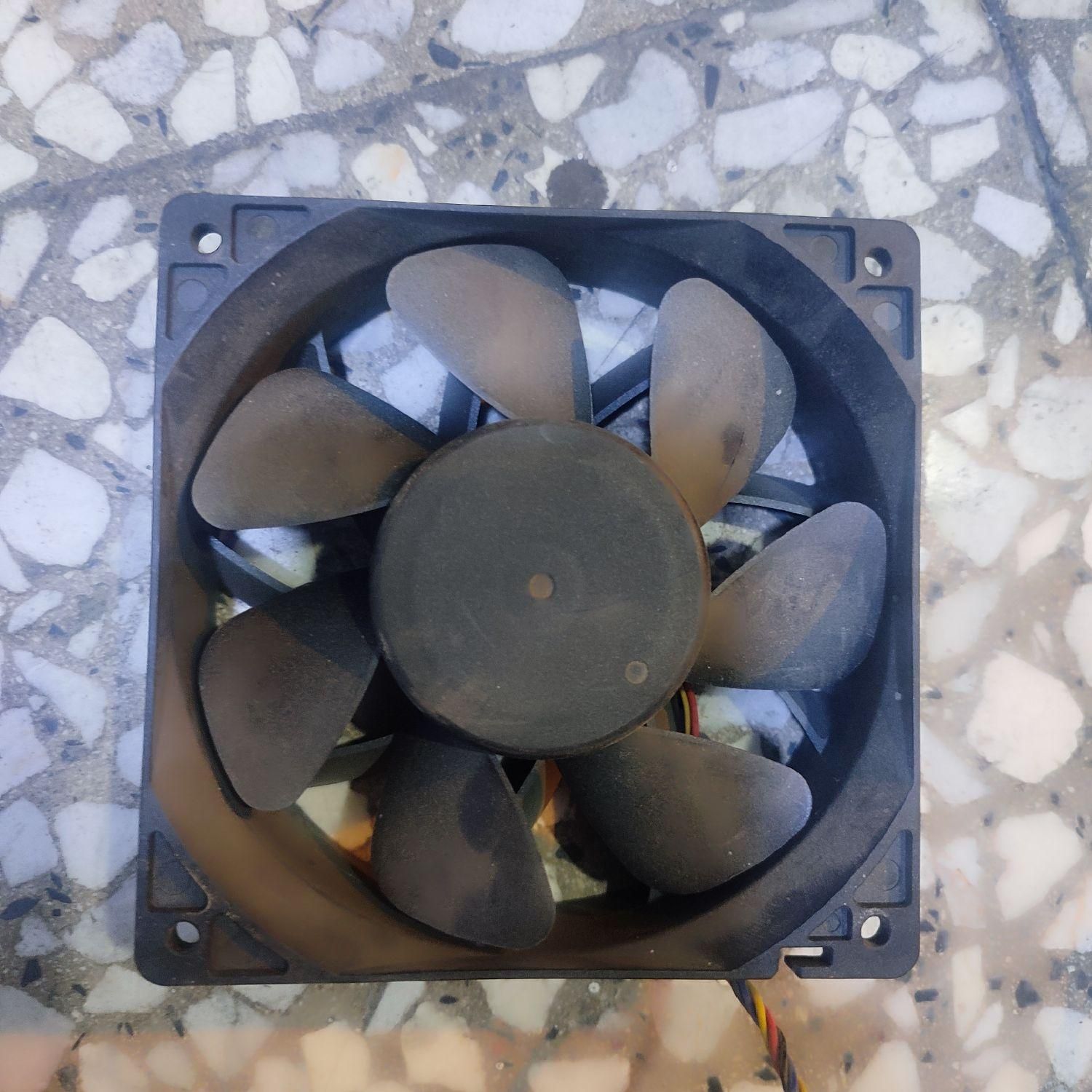 فن ۱۲ سانت ماینر|قطعات و لوازم جانبی رایانه|تهران, ازگل|دیوار