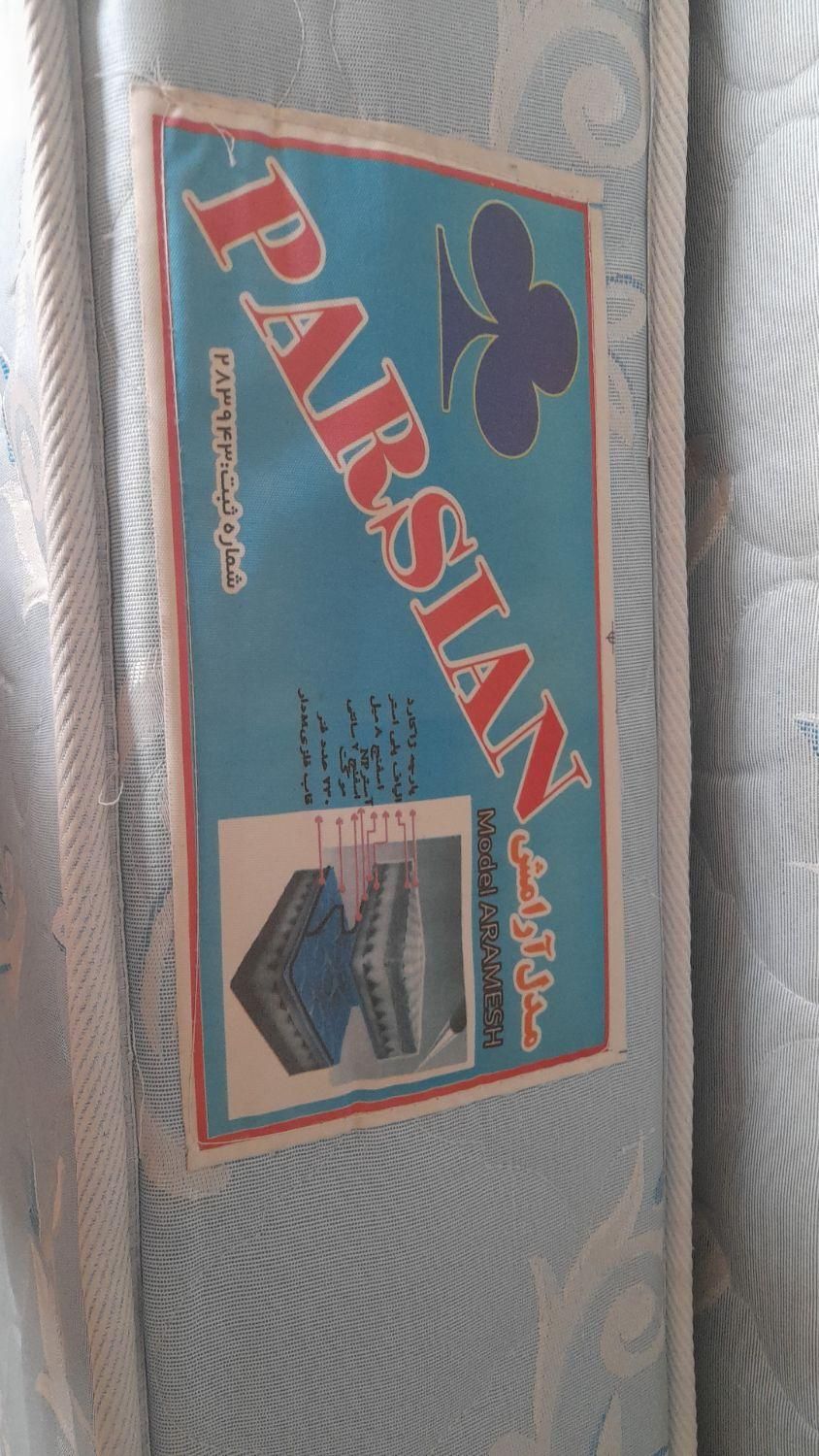 تشگ طبی بدون فنر یکی نو یکی دست دوم|تشک تختخواب|فولادشهر, مسکن مهر فولادشهر|دیوار