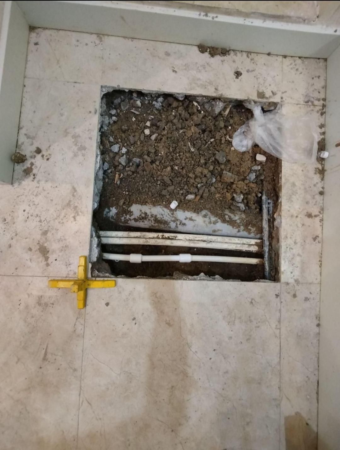 تاسیسات تشخیص ترکیدگی بادستگاه تصویری رفع نم رطوبت|خدمات پیشه و مهارت|دماوند, |دیوار