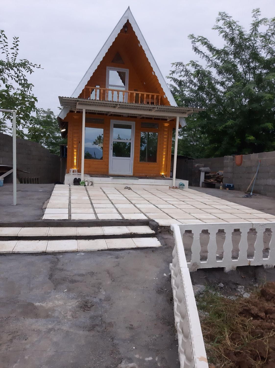 کلبه سوییسی ۶۰ متری در ارتفاع جنگلی با ویو ابدی|اجارهٔ کوتاهمدت ویلا و باغ|احمدسرگوراب, |دیوار