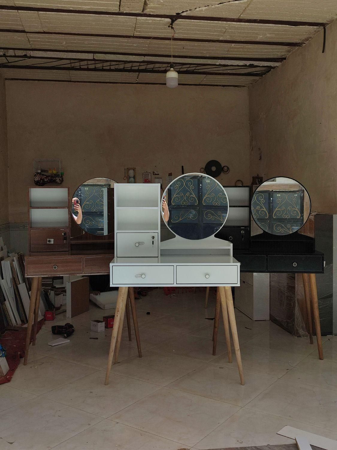 میز آرایش اینه دروار مدرن پایه مخروطی (جاکفشی)|جاکفشی، کمد، دراور|مشهد, امیریه|دیوار