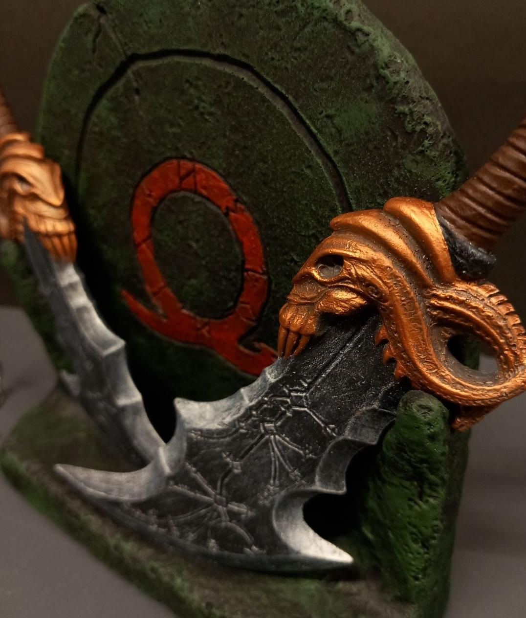 استند خنجر های آشوب کریتوس (God of war )|مجسمه، تندیس، ماکت|تهران, شیخ هادی|دیوار