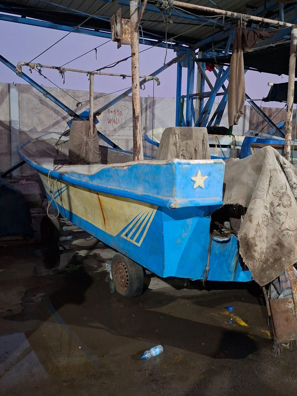 فروش قایق با ونچ|قایق و سایر وسایل نقلیه|بندرعباس, |دیوار