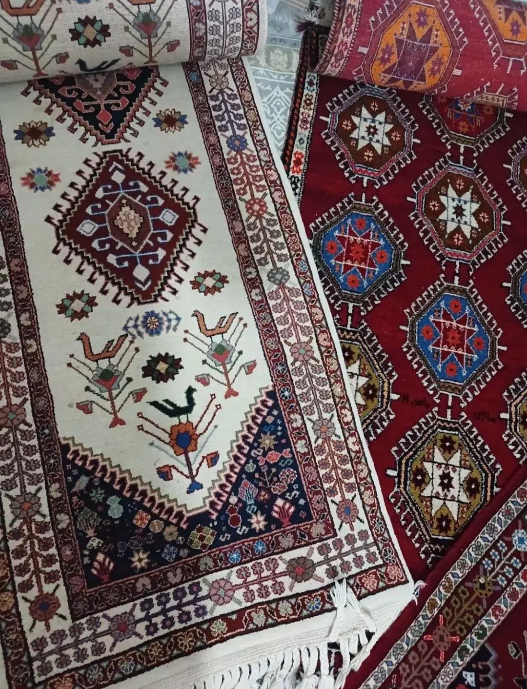 گبه قشقایی به شرط|گلیم، جاجیم، گبه|تهران, آبشار تهران (دریاچه)|دیوار