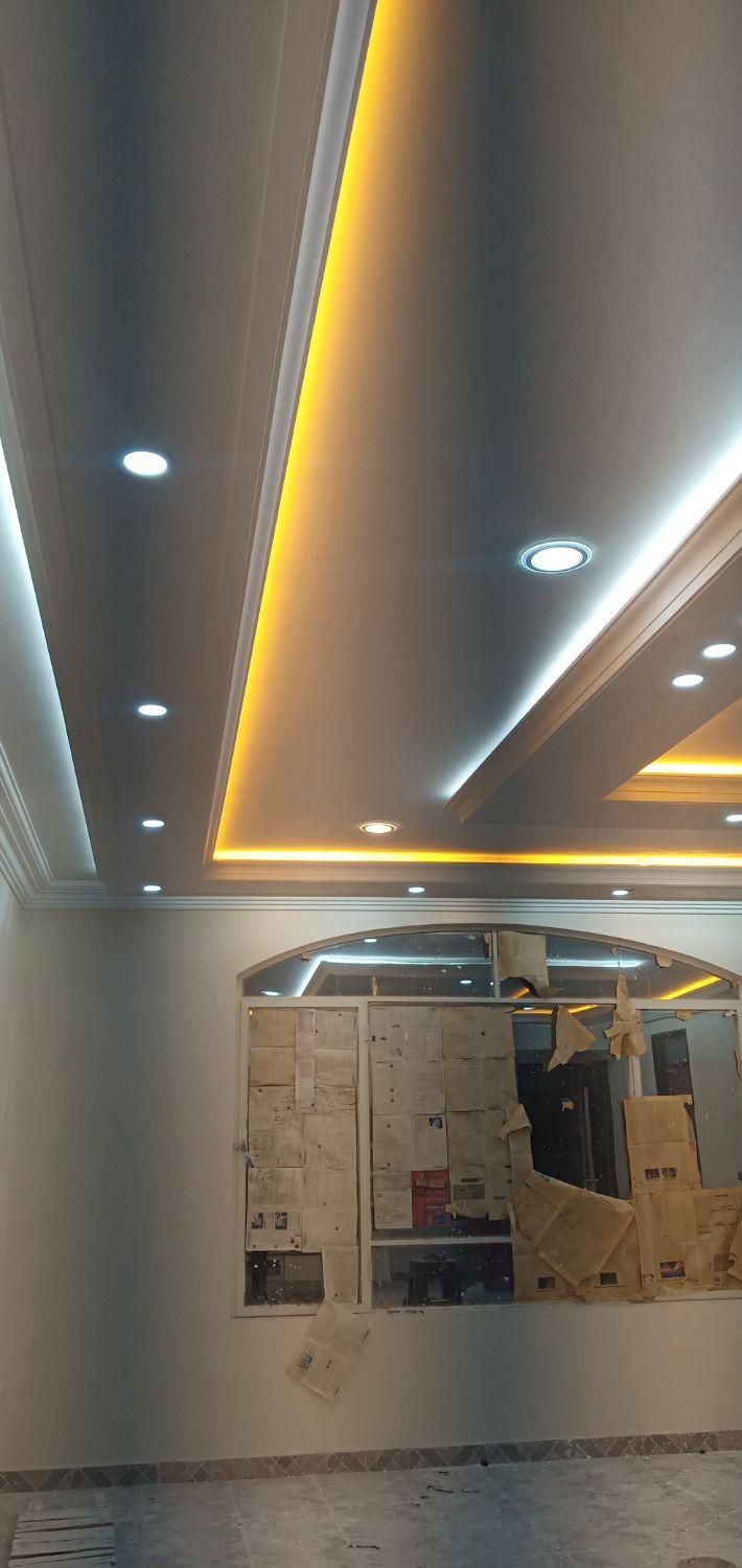 گچکاری و لکه گیری گچ کاری باقیمت مناسب|خدمات پیشه و مهارت|بروجرد, |دیوار