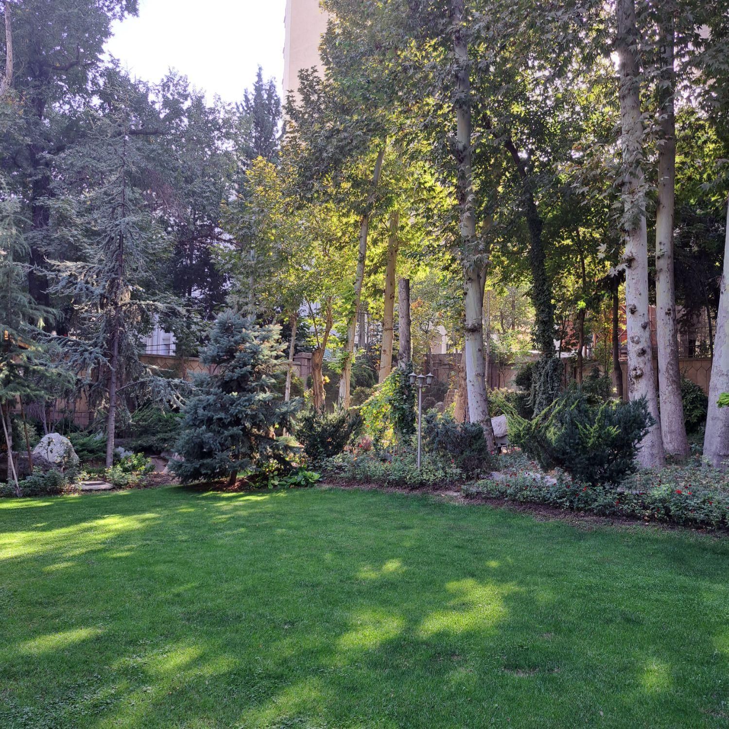 ۳۷۰ متری ۴ خوابه برج باغ  مشجر تراس بزرگ در فرشته