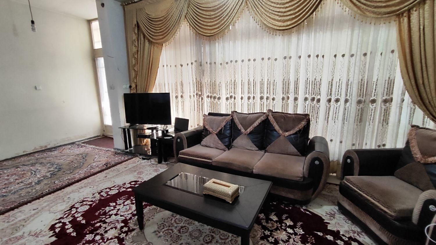 اجاره روزانه خانه ویلایی|اجارهٔ کوتاهمدت آپارتمان و سوئیت|شاهینشهر, فیض|دیوار