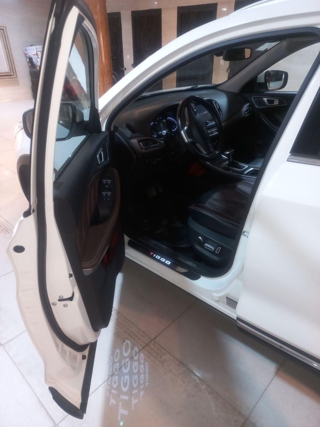 کارشناسی تشخیص رنگ خودرو سیار|خدمات موتور و ماشین|خرم‌آباد, |دیوار