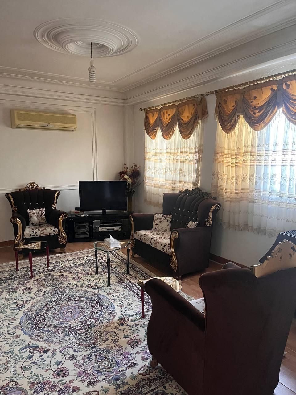 اجاره روزانه/هفتگی/ماهانه ویلا ۳۳۰ متری در گلسار|اجارهٔ کوتاه‌مدت ویلا و باغ|رشت, گلسار|دیوار