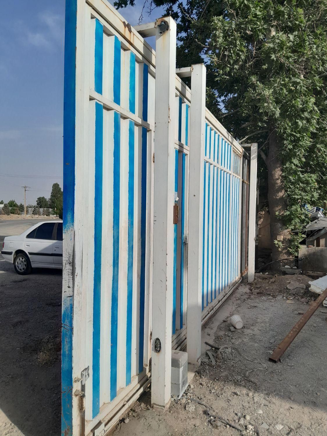 نصب و تعمیر انواع جک و درب اتوماتیک|خدمات پیشه و مهارت|چهارباغ, |دیوار