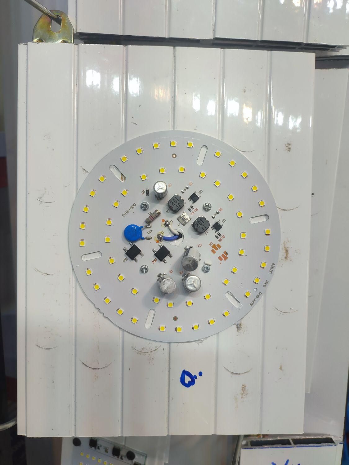 پروژکتور و تعمیر لامپ|لامپ و چراغ|رفسنجان, |دیوار