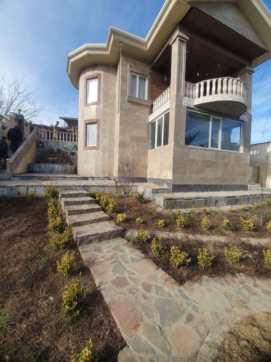 ویلای کلاسیک با استخر محدوده بنفشه ده|فروش خانه و ویلا|کلاردشت, |دیوار