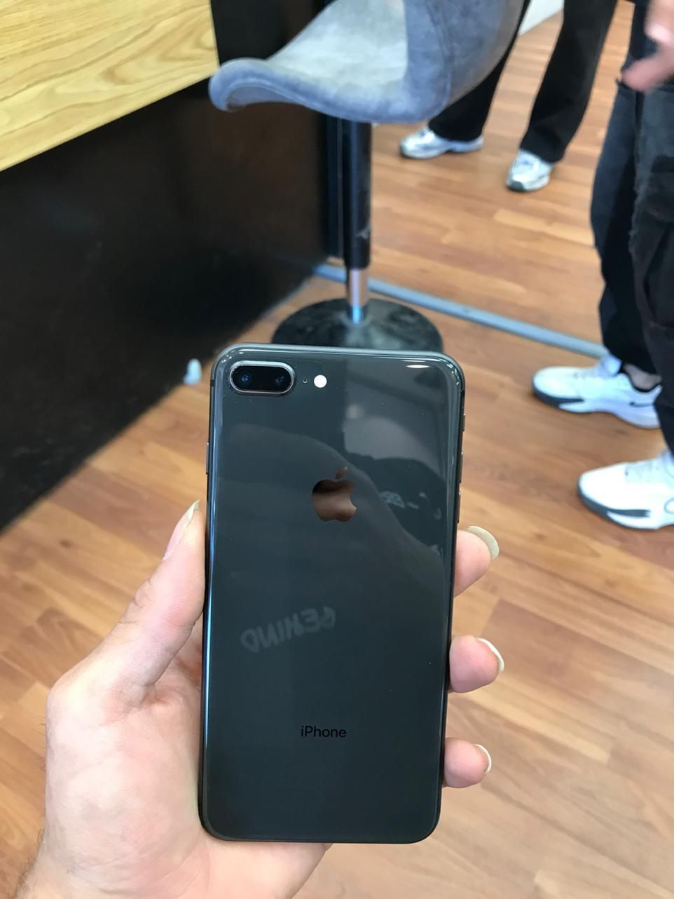 اپل iPhone 8 Plus با حافظهٔ ۶۴ گیگابایت|موبایل|کرج, اصفهانی‌ها|دیوار