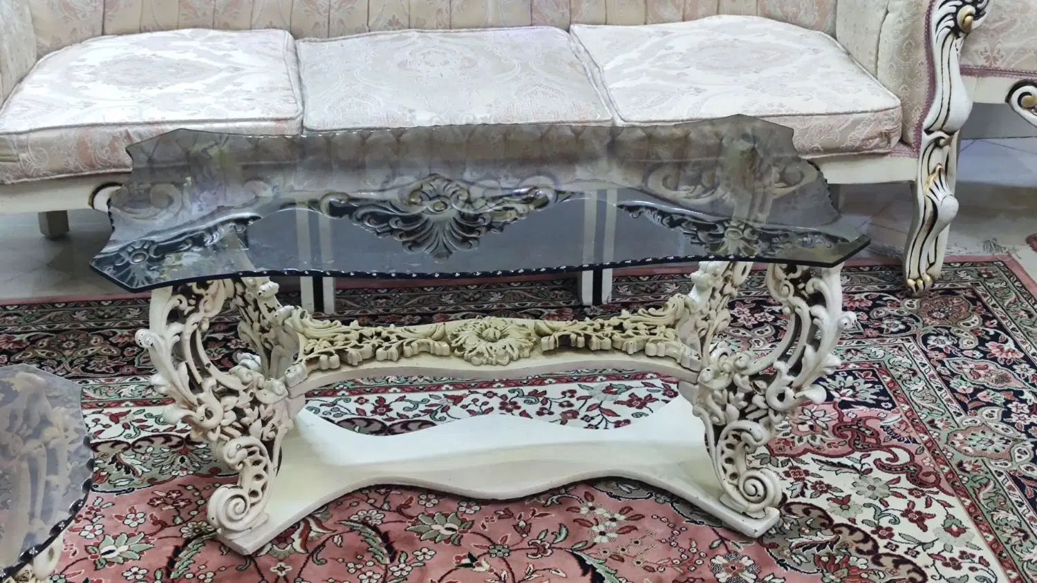 مبل سلطنتی درحدنو|مبلمان خانگی و میز عسلی|مشهد, توس (بلوار توس)|دیوار