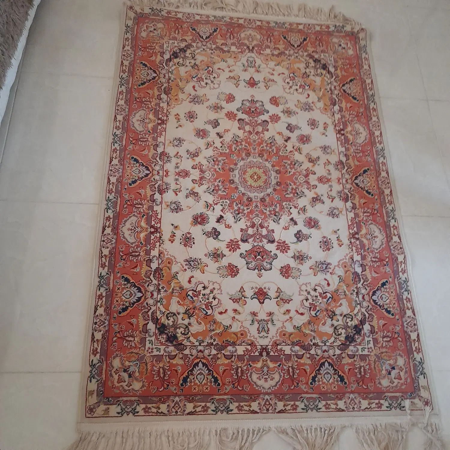 قالیچه  رنگ نارنجی  خوش رنگ  با نقش نگار  زیبا|فرش|گلبهار, |دیوار