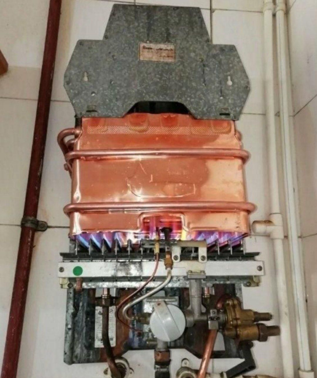 و سرویس آبگرمکن دیواری وبازکردن لوله خروجی|خدمات پیشه و مهارت|مشکین‌دشت, |دیوار