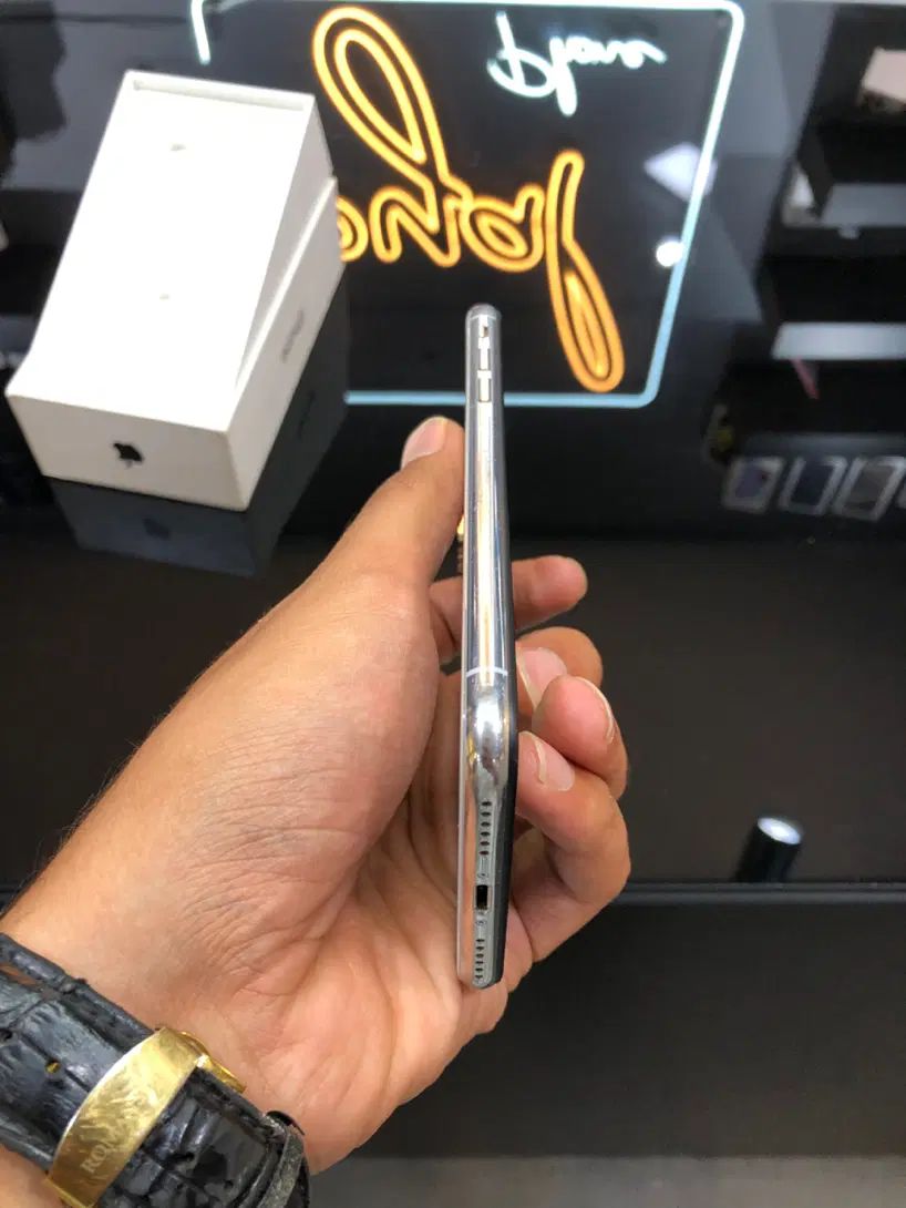اپل iPhone X با حافظهٔ ۲۵۶ گیگابایت|موبایل|اصفهان, جلفا|دیوار