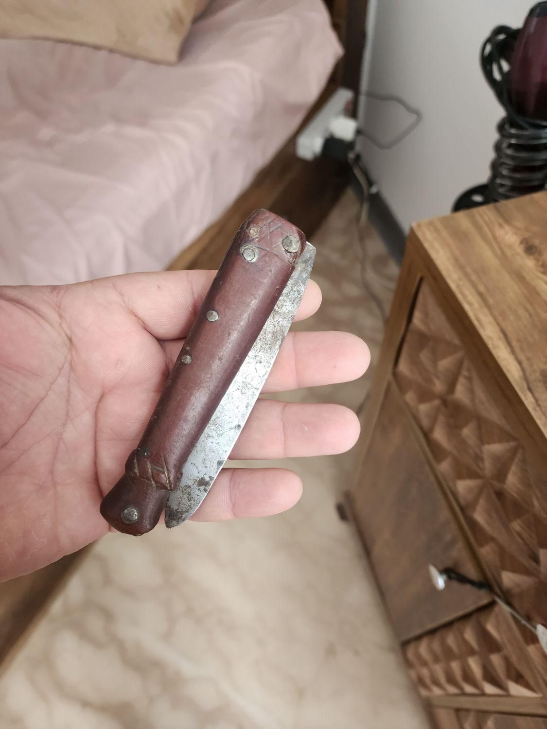 کارد یا چاقو تاشو عتیقه قدمت قاجار|کلکسیون اشیاء عتیقه|تهران, نارمک جنوبی|دیوار