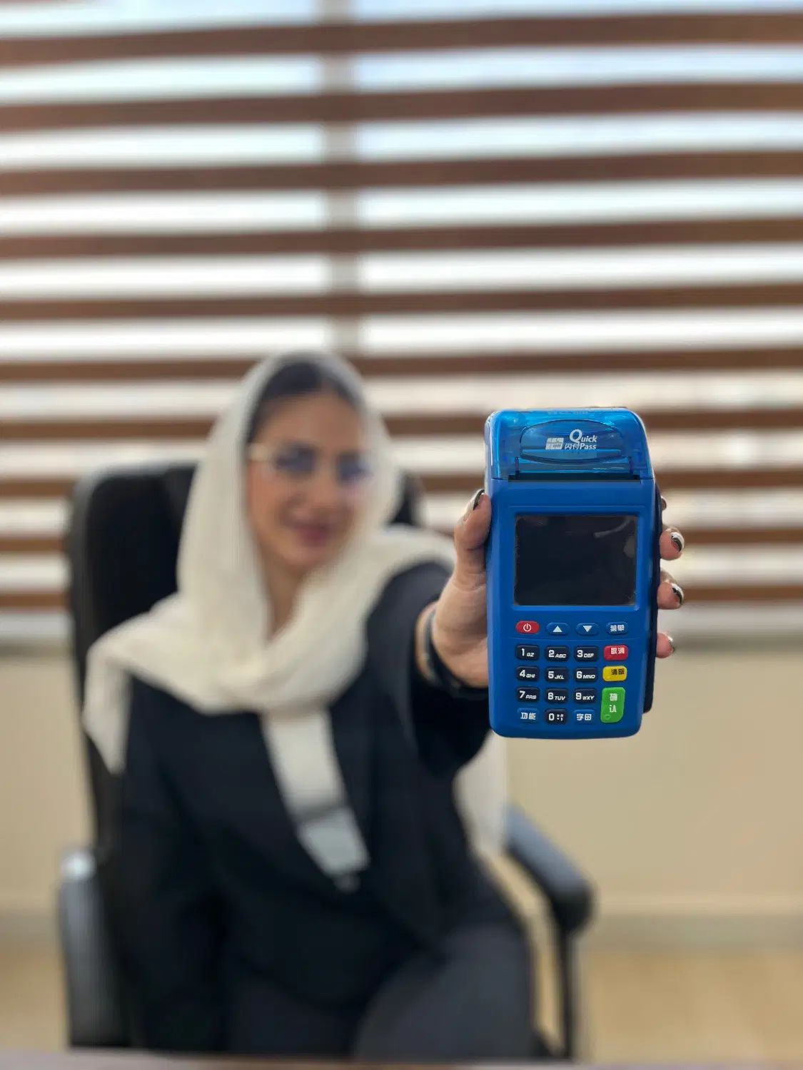 با ۱میلیون صاحب کارتخوان‌شو|خدمات رایانه‌ای و موبایل|اصفهان, کوی ولی عصر|دیوار