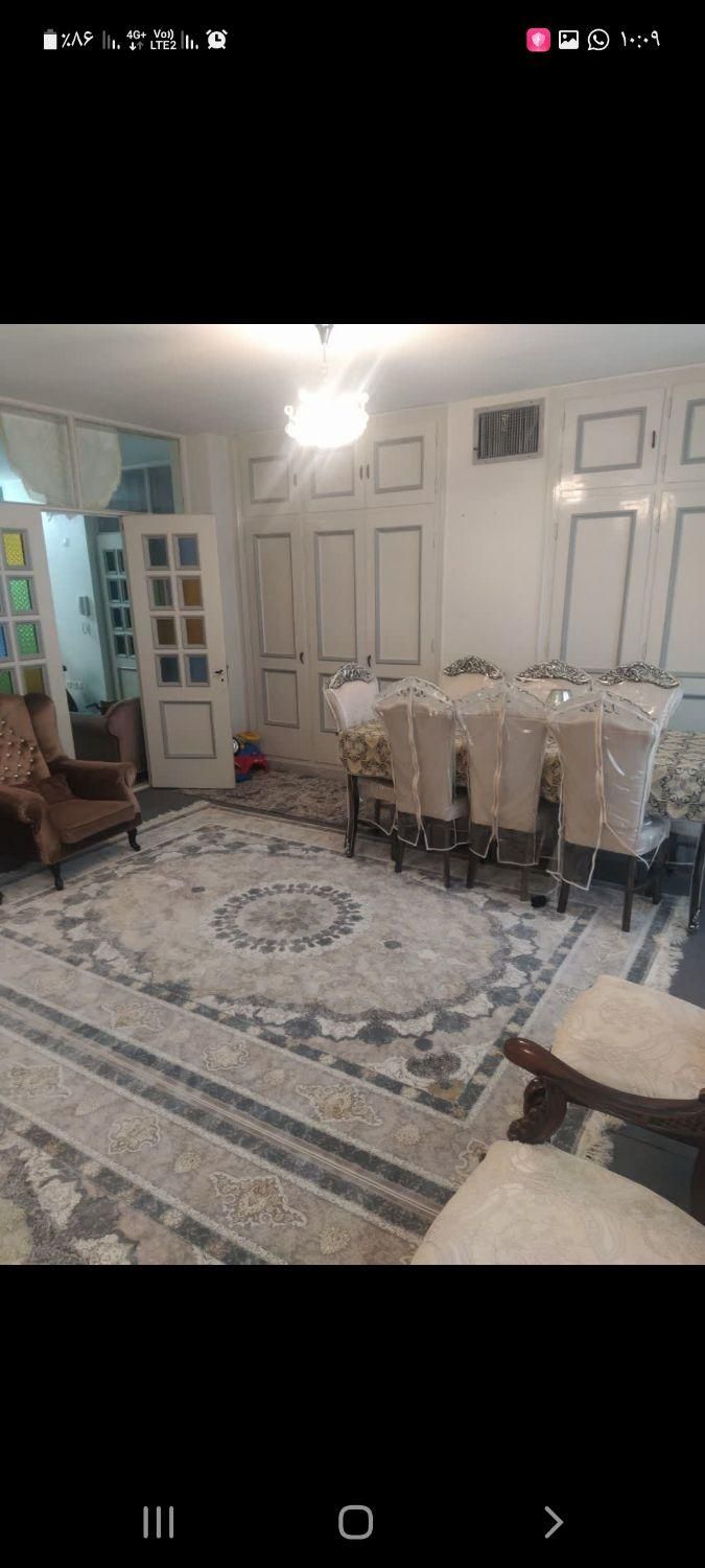 خیابان ایران ۱۵۰متر ۲،۳خواب عظیم زادگان میدان شهدا|اجارهٔ آپارتمان|تهران, ایران|دیوار