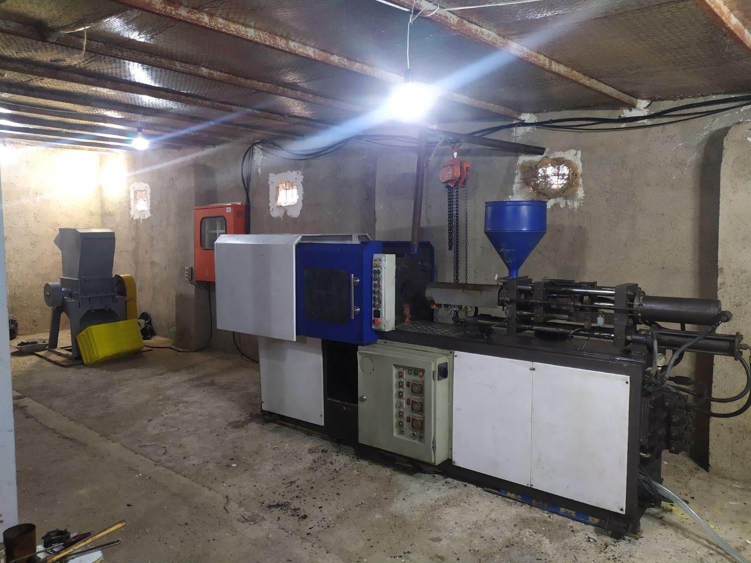 آسیاب پلاستیک و تولید قطعات پلاستیکی|خدمات پیشه و مهارت|ابهر, |دیوار