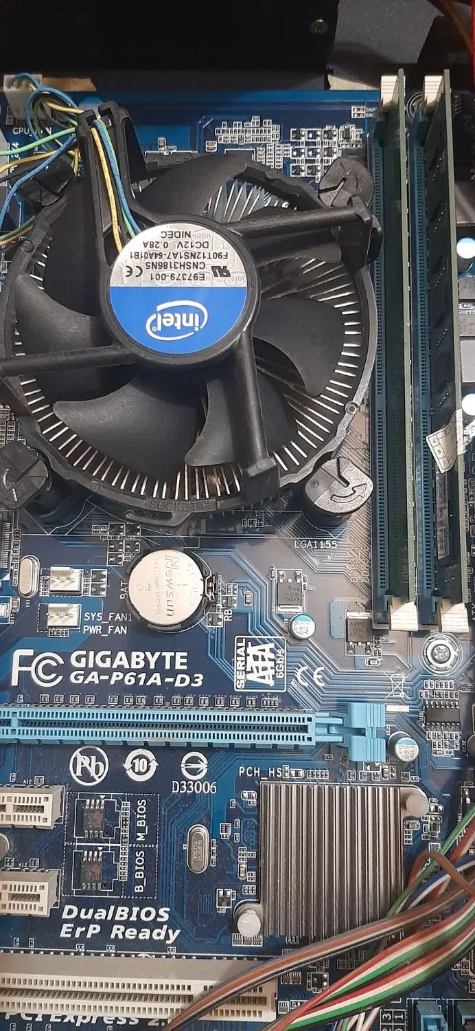 باندل مادربرد گیگا P61A + cpu i5 3470 + رم ۸|قطعات و لوازم جانبی رایانه|تهران, شهرک هما|دیوار