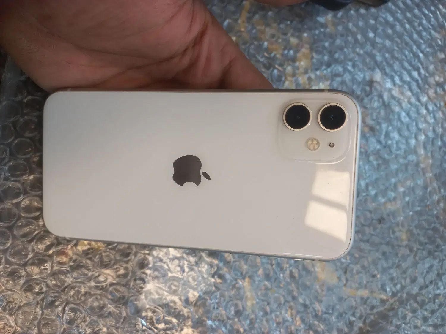 اپل iPhone 11 با حافظهٔ ۱۲۸ گیگابایت|موبایل|تهران, سلیمانی|دیوار