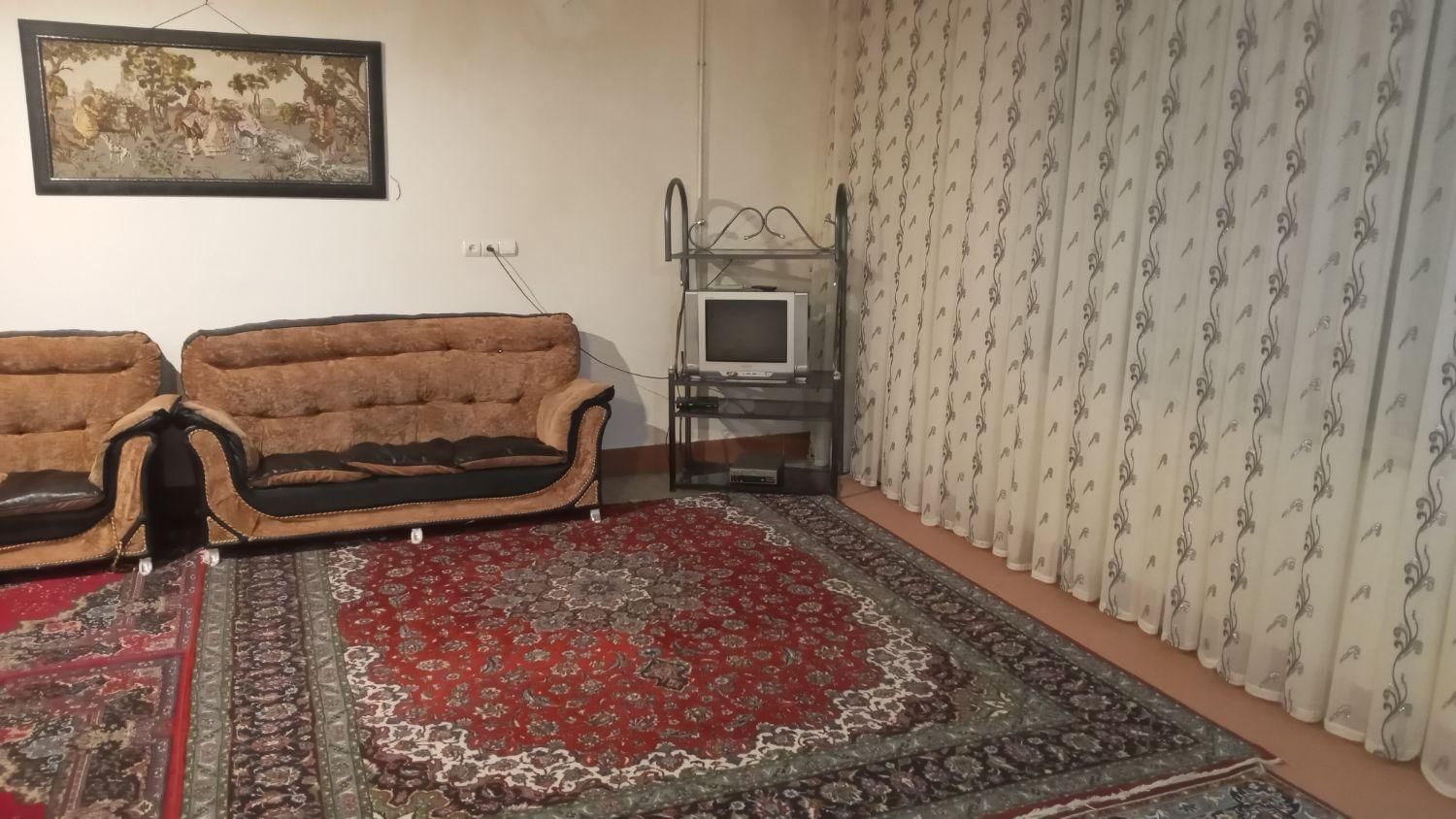 اجاره روزانه/هفتگی/ماهانه آپارتمان ۱۲۰ متری|اجارهٔ کوتاه‌مدت آپارتمان و سوئیت|بروجرد, |دیوار