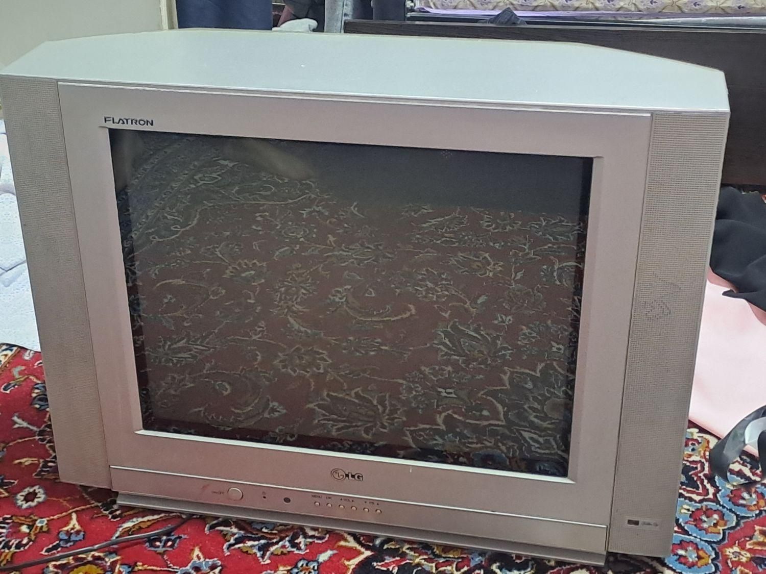 تلوزیون ۲۱ اینچ|تلویزیون و پروژکتور|بندرعباس, |دیوار