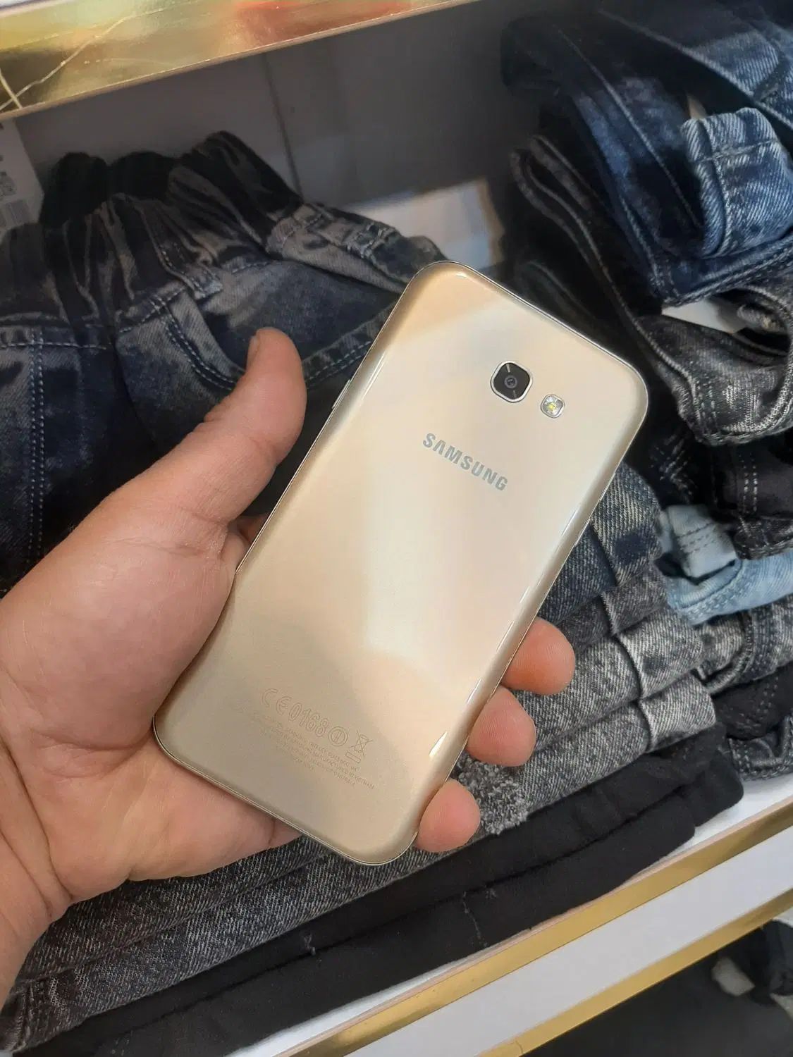 سامسونگ Galaxy A7 (2017) با حافظهٔ ۳۲ گیگابایت|موبایل|تهران, نارمک|دیوار