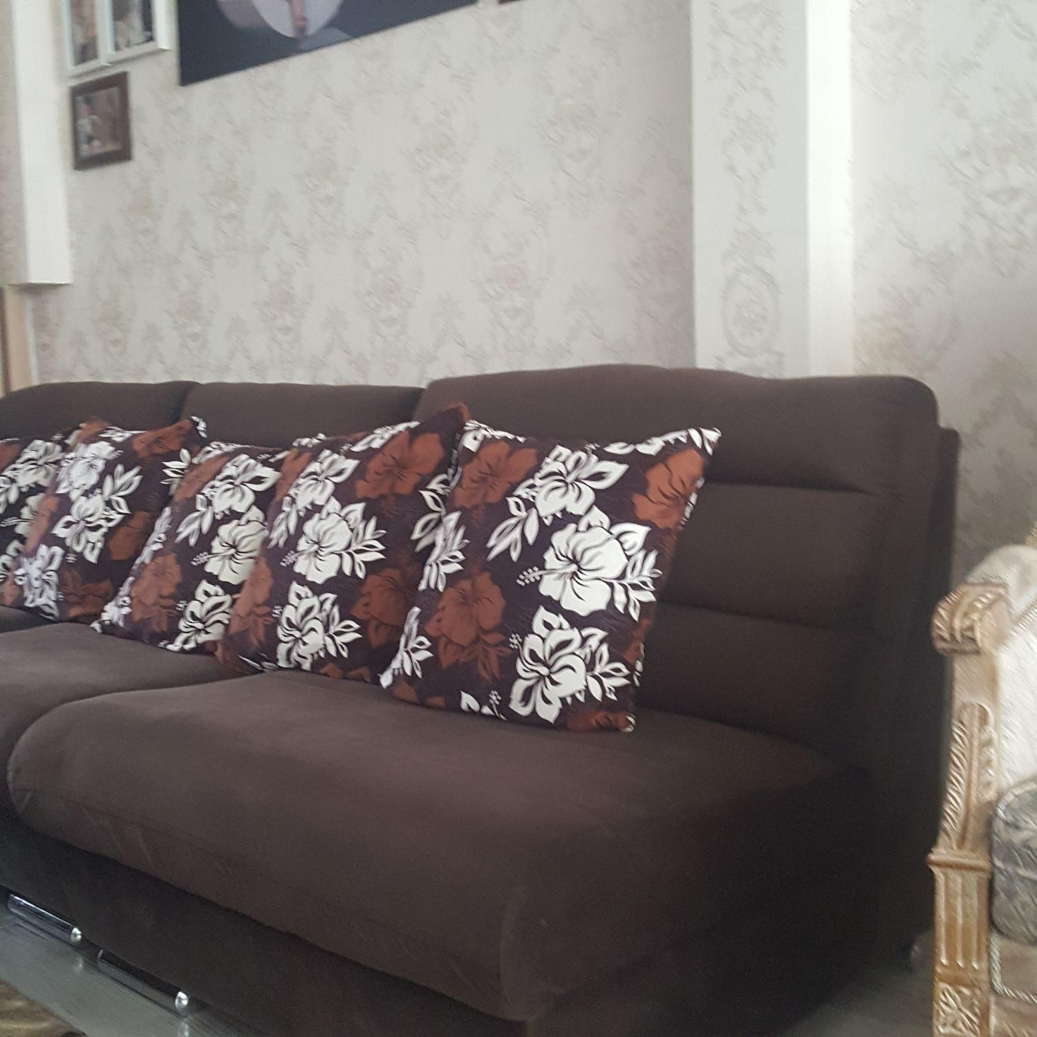 یه دست مبل  ۷نفره مرتب|مبلمان خانگی و میز عسلی|سنندج, |دیوار